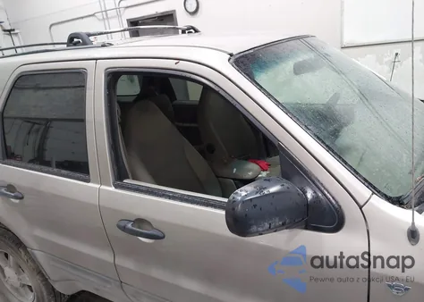 2001 Ford Escape Xlt from USA, damaged, VIN 1FMYU03151KB27145